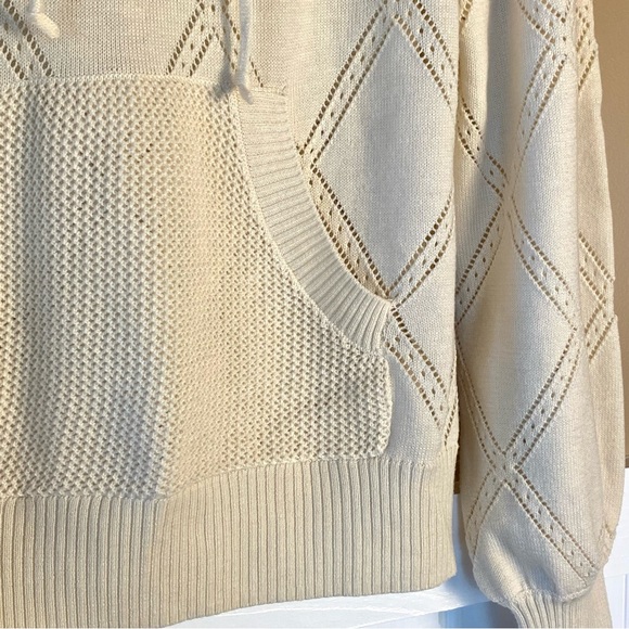 Candance Cameron Bure small knitted pointelle cream hoodie - Picture 4 of 7